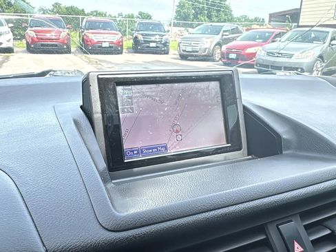 Used 2013 Lexus CT 200h image 4