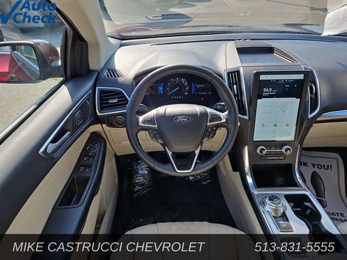 Used 2024 Ford Edge Titanium AWD/4WD image 11