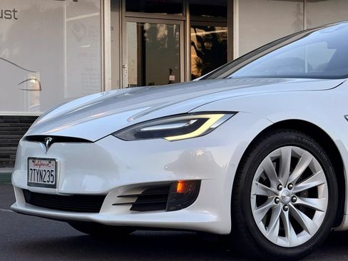 Used 2016 Tesla Model S 75 RWD image 4