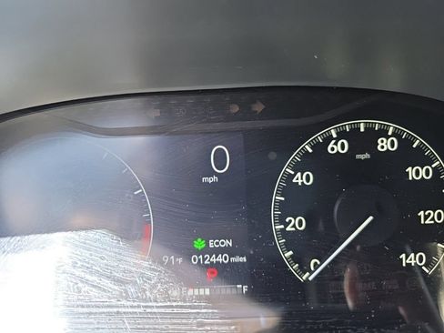 Certified 2025 Honda HR-V Sport image 22