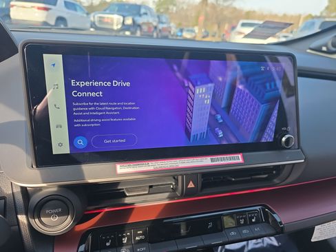 Used 2024 Toyota Prius Prime Premium image 24