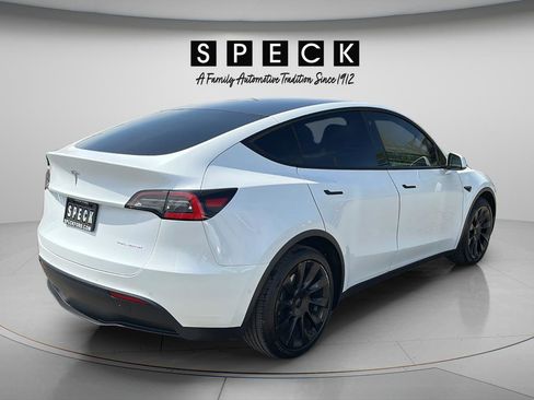 Used 2021 Tesla Model Y Long Range AWD/4WD image 5