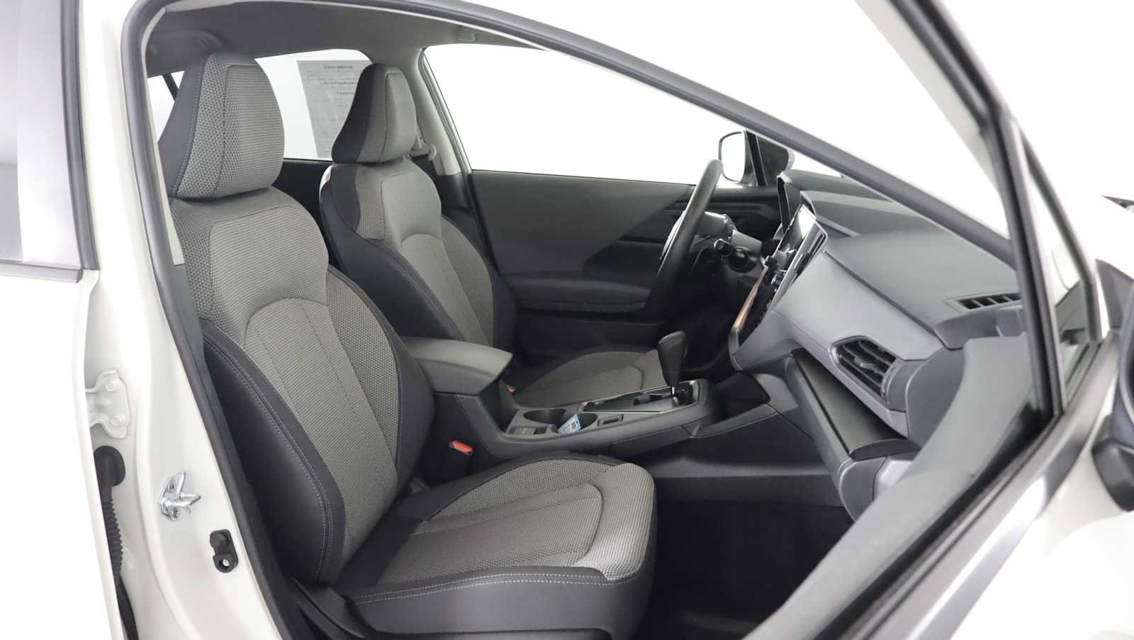 Used 2024 Subaru Crosstrek 2.0i Premium AWD/4WD image 10