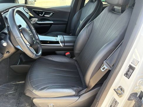 Used 2023 Mercedes-Benz EQE 500 4MATIC SUV image 21