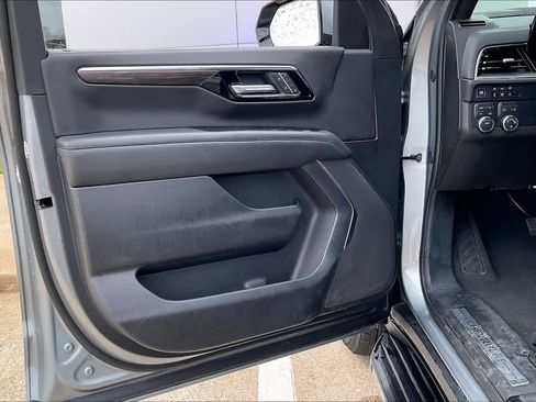 Used 2025 Chevrolet Tahoe LT image 20