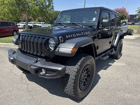 Used 2022 Jeep Wrangler Unlimited Sport AWD/4WD image 4