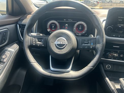 Used 2023 Nissan Rogue Platinum w/ Platinum Premium Package AWD/4WD image 19