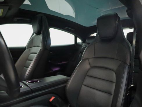 Used 2021 Porsche Taycan 4S w/ Premium Package image 6