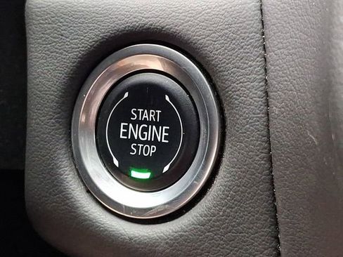 Used 2024 Chevrolet Tahoe High Country image 21