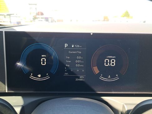 Used 2025 Hyundai Santa Cruz SEL FWD image 19