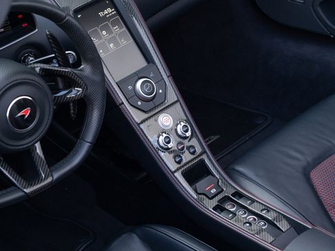 Used 2013 McLaren MP4-12C Spider RWD image 53