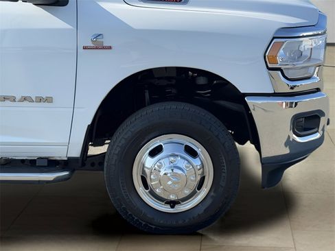 Used 2024 RAM 3500 Big Horn image 44