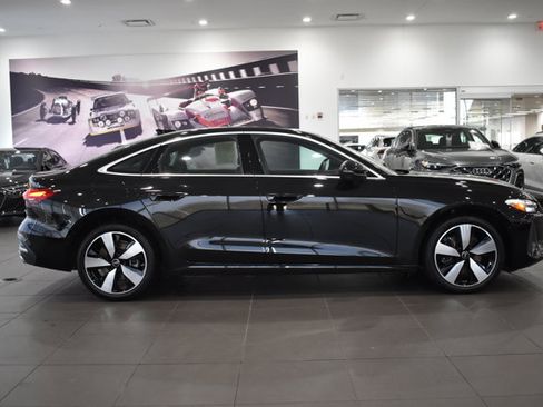 Certified 2025 Audi A5 2.0T Premium w/ Convenience Package image 11