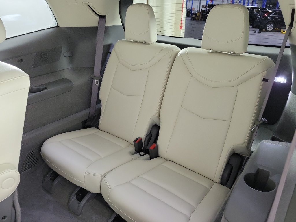 Used 2021 Cadillac XT6 Premium Luxury FWD image 12