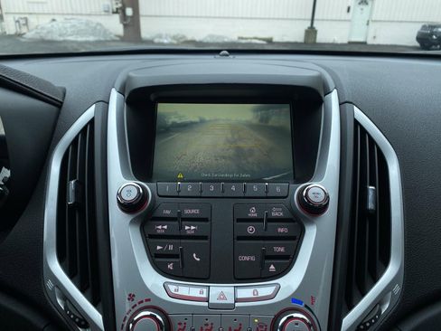 Used 2015 GMC Terrain SL image 6