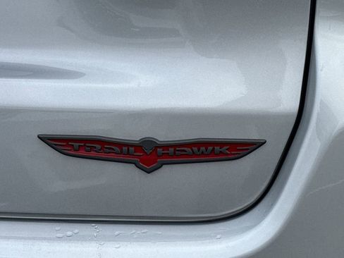 New 2026 Jeep Compass Trailhawk image 38