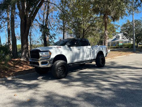 Used 2019 RAM 2500 Big Horn image 10