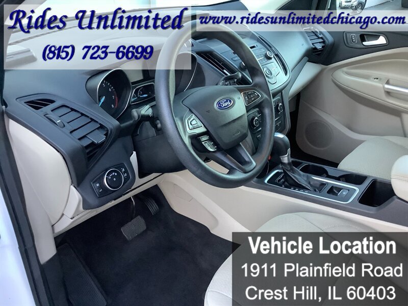 Used 2017 Ford Escape SE AWD/4WD image 30