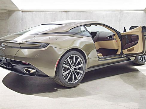 Used 2018 Aston Martin DB11 V12 image 8