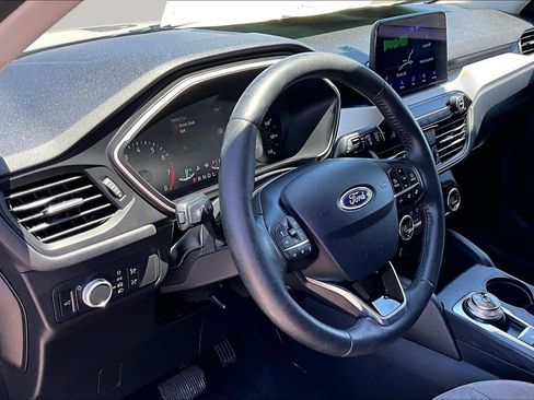 Used 2021 Ford Escape SE w/ Convenience Package AWD/4WD image 12