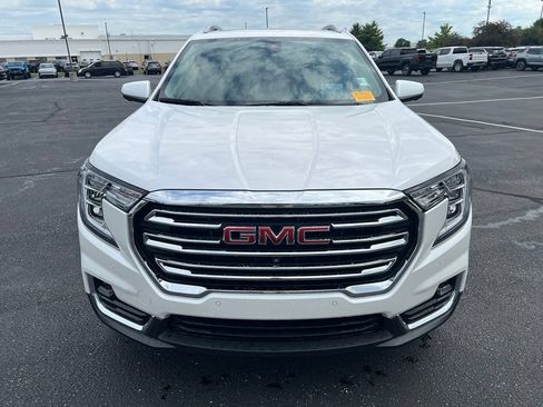 Used 2023 GMC Terrain SLT w/ Infotainment Package II FWD image 6