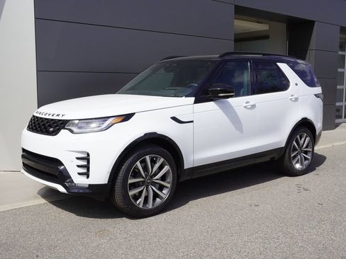 New 2026 Land Rover Discovery Dynamic SE AWD/4WD image 3