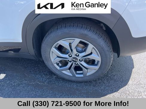 Used 2024 Kia Seltos S AWD/4WD image 24