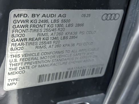 Used 2025 Audi Q5 Premium Plus w/ Premium Plus image 29