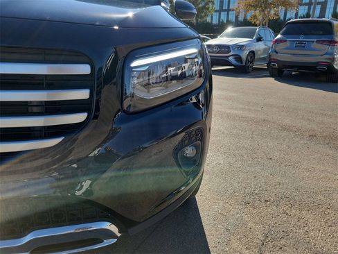 New 2025 Mercedes-Benz GLB 250 image 10