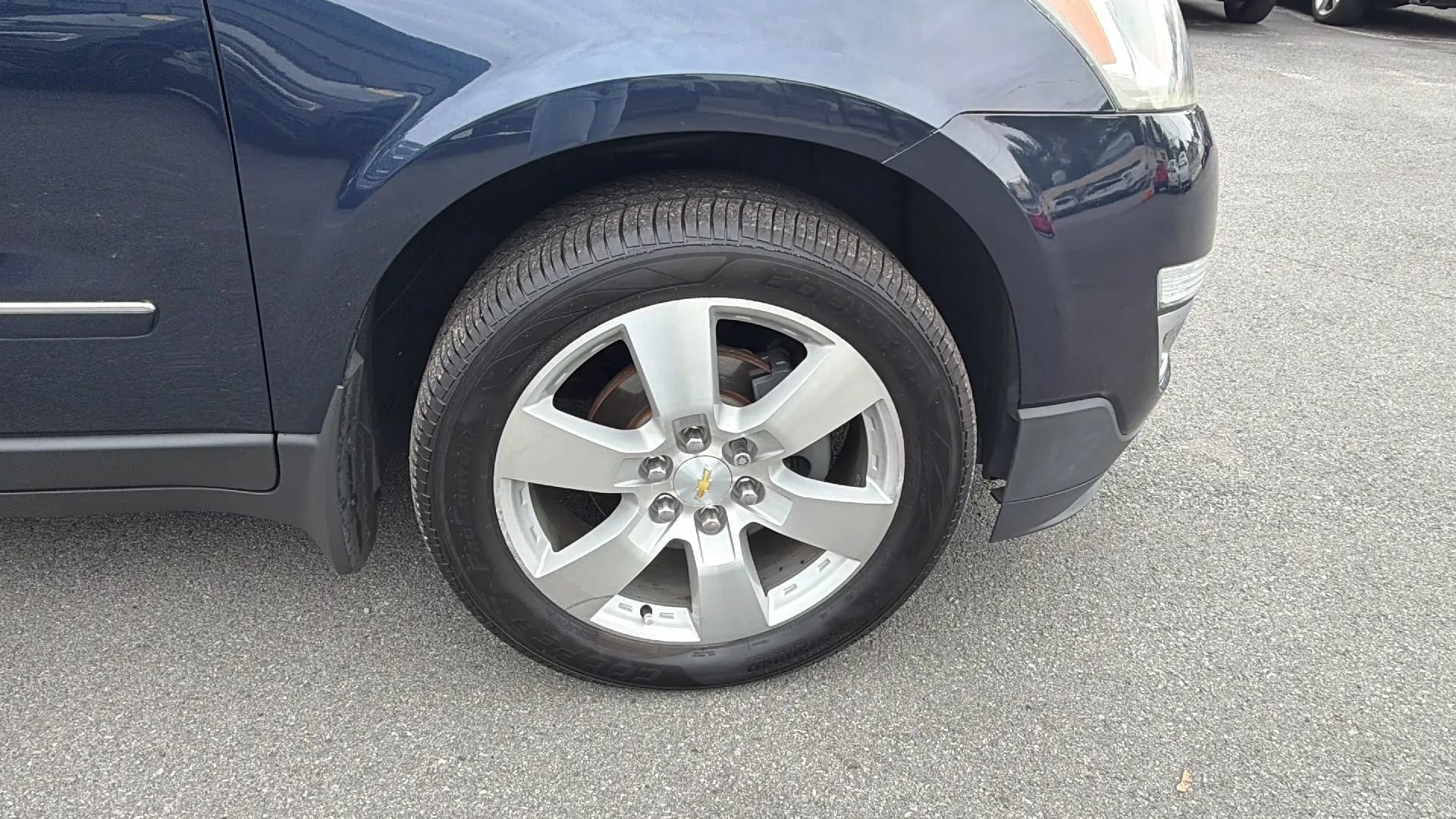 Used 2015 Chevrolet Traverse LTZ AWD/4WD image 10