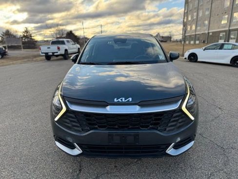 Used 2024 Kia Sportage LX image 10