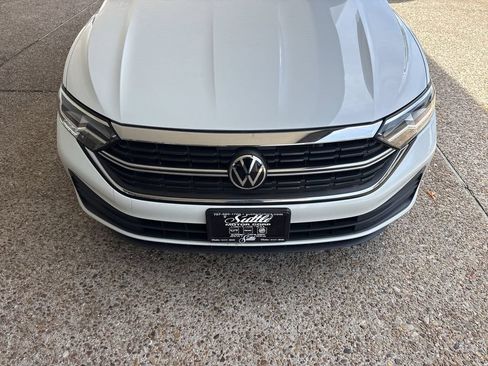 Used 2022 Volkswagen Jetta SE FWD image 31