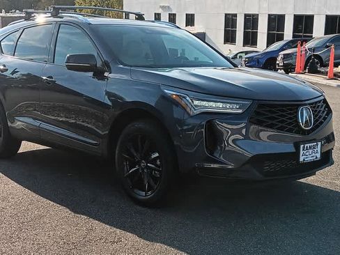 Used 2025 Acura RDX SH-AWD image 7