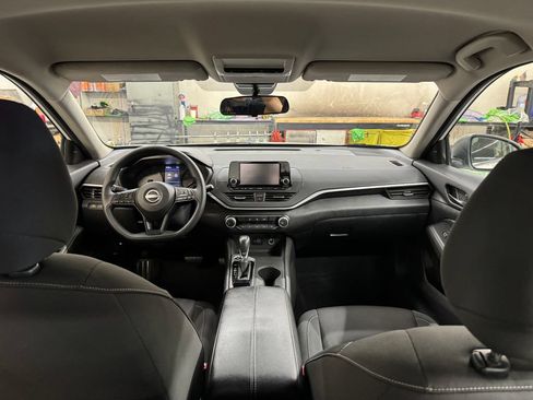 Used 2024 Nissan Altima 2.5 S FWD image 26