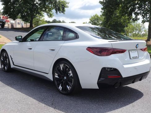 New 2026 BMW 430i w/ M Sport Package RWD image 4