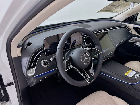 New 2026 Mercedes-Benz E 450 4MATIC All-Terrain Wagon image 10