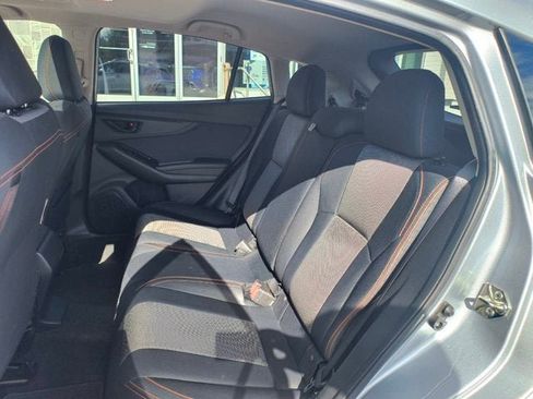 Used 2018 Subaru Crosstrek 2.0i Premium w/ Moonroof Package AWD/4WD image 10