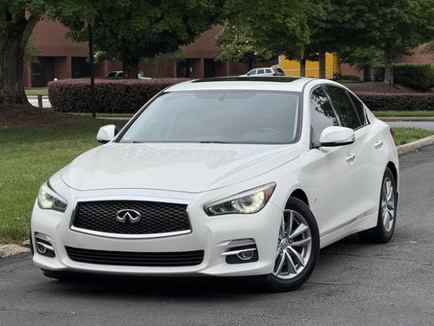 Used 2014 INFINITI Q50 w/ Moonroof Package RWD image 1