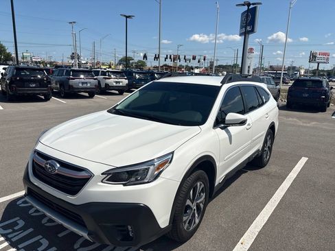 Used 2022 Subaru Outback Limited AWD/4WD image 9