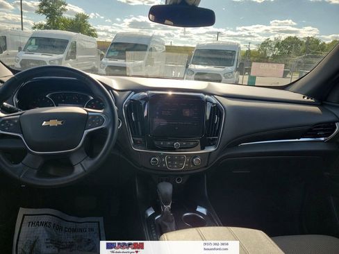 Used 2023 Chevrolet Traverse LT FWD image 8