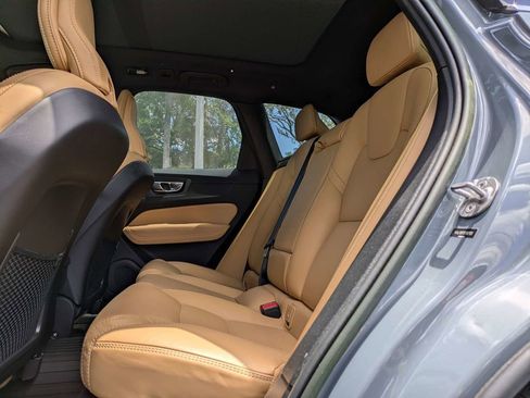 Certified 2023 Volvo XC60 B5 Ultimate w/ Protection Package Premier AWD/4WD image 16
