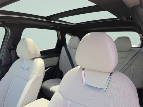 New 2026 Hyundai Tucson Limited FWD image 26