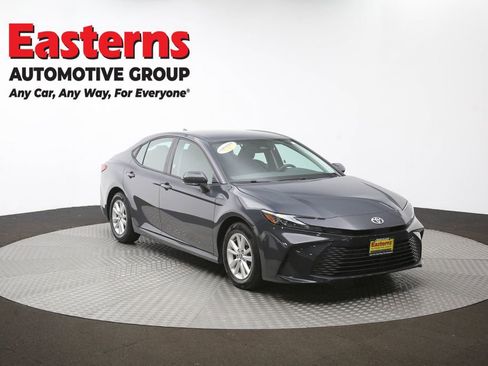 Used 2025 Toyota Camry LE FWD image 49