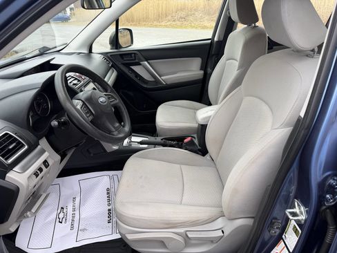 Used 2016 Subaru Forester 2.5i w/ Alloy Wheel Package image 9