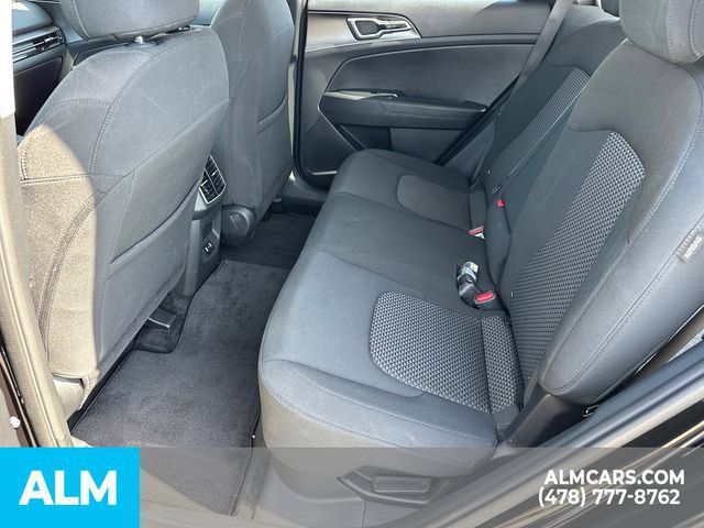 Used 2026 Kia Sportage LX FWD image 23