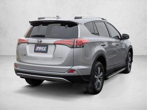 Used 2016 Toyota RAV4 XLE image 5