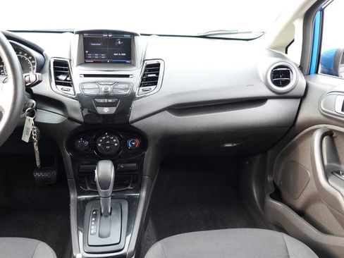 Used 2014 Ford Fiesta SE w/ Equipment Group 201A FWD image 57