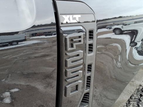New 2026 Ford F250 XLT w/ XLT Premium Package image 13