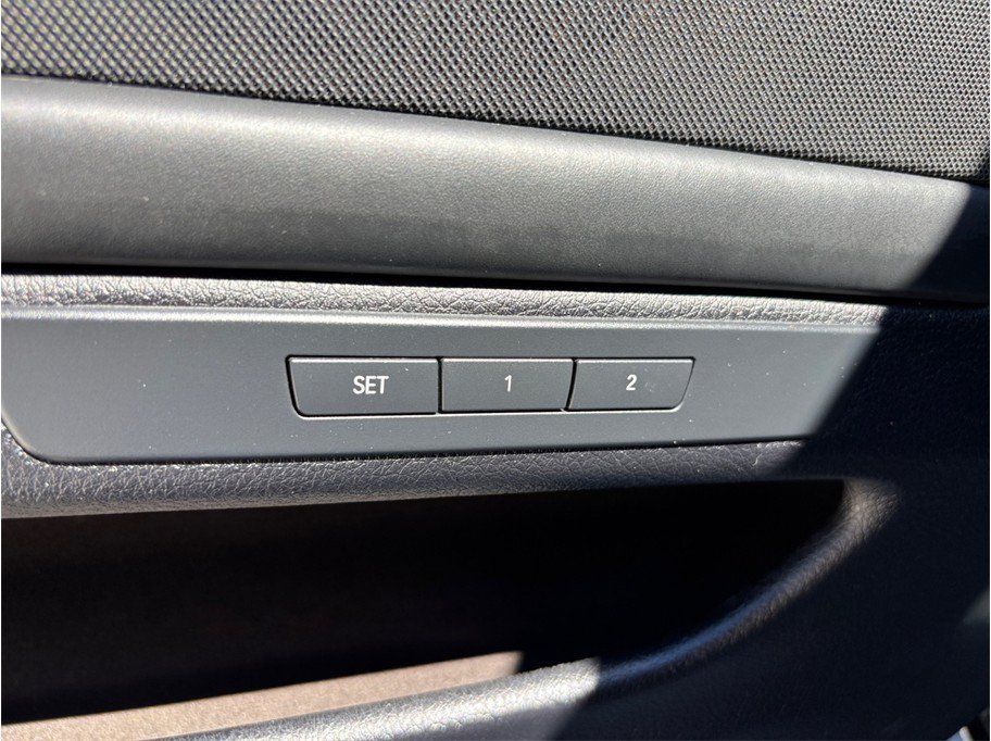 Used 2016 BMW 535i Sedan RWD image 23