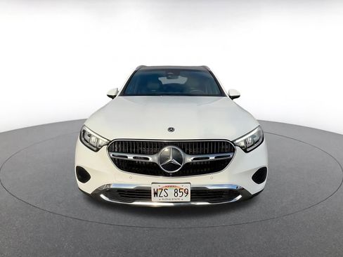 Used 2024 Mercedes-Benz GLC 300 4MATIC image 4